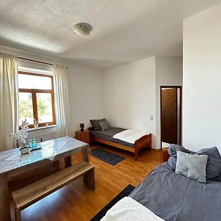 Apartment Wunderschoenes Nahe Der Berge Bruckmuhl